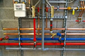 Bild von Gas- und Wasserleitungen
